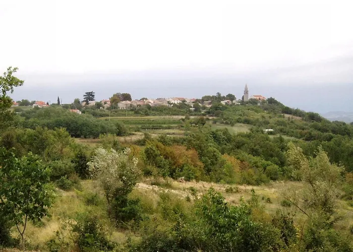 Trostova Kuca *